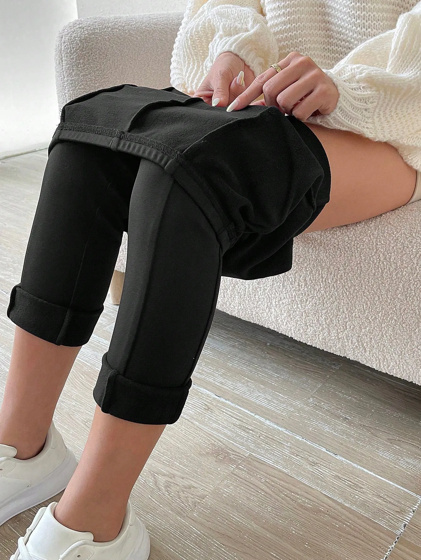 SHEIN Essnce Solid Button Detail Thermal Lined