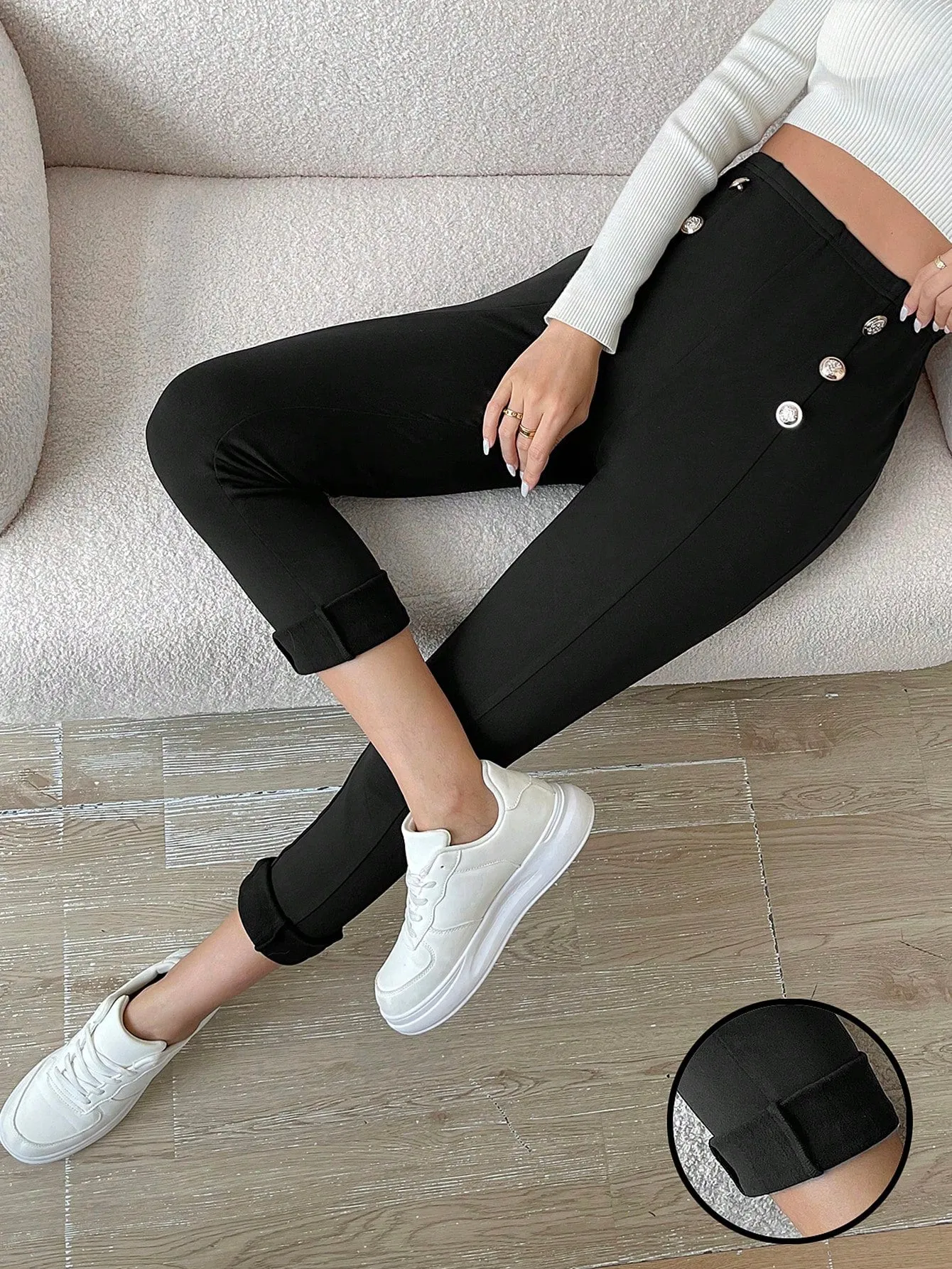 SHEIN Essnce Solid Button Detail Thermal Lined