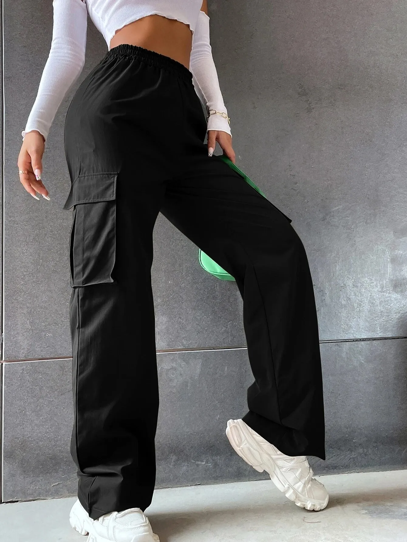 Solid Colored Flap Pocket Long Cargo Pants