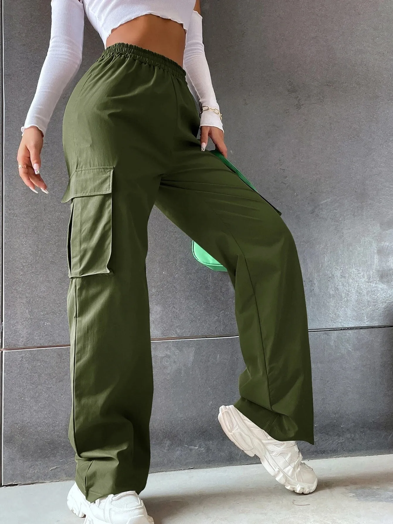 Solid Colored Flap Pocket Long Cargo Pants