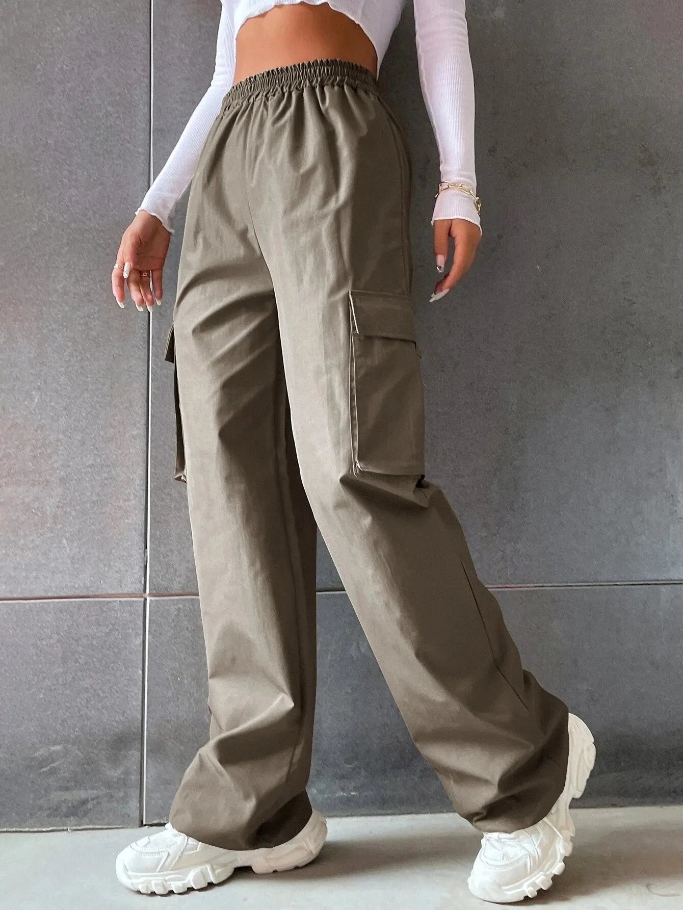 Solid Colored Flap Pocket Long Cargo Pants