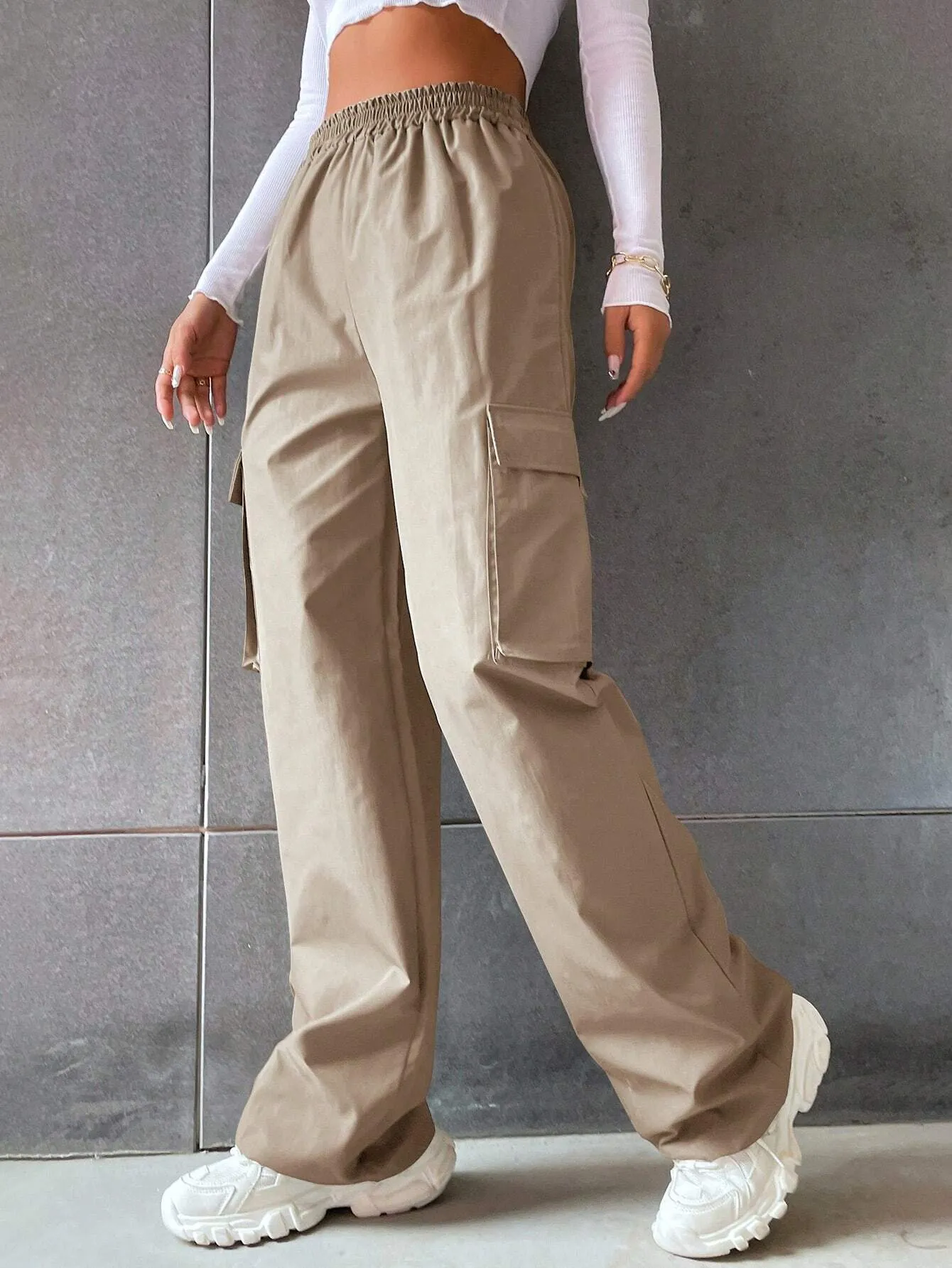 Solid Colored Flap Pocket Long Cargo Pants