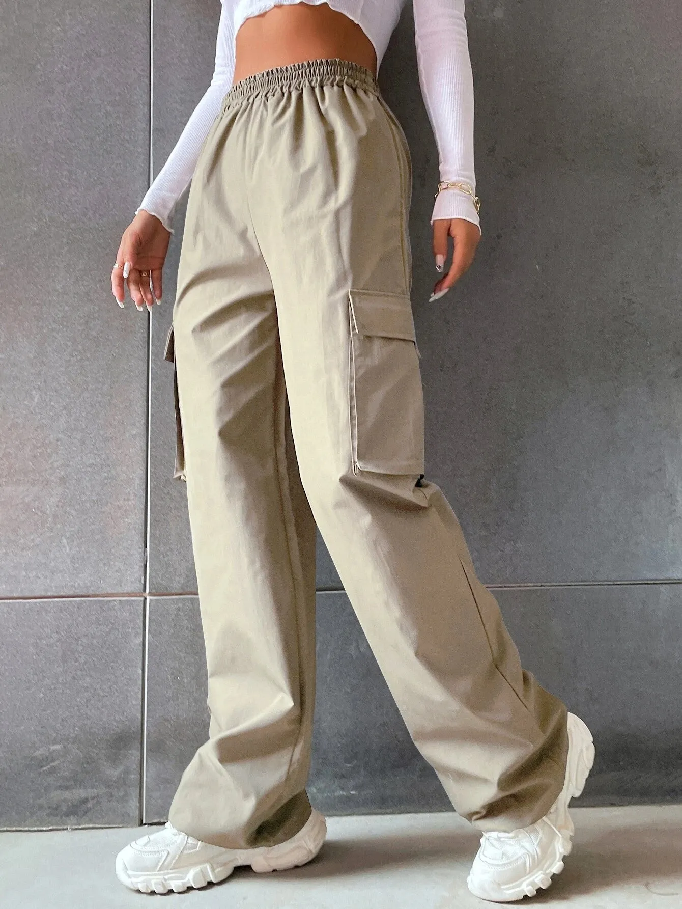 Solid Colored Flap Pocket Long Cargo Pants