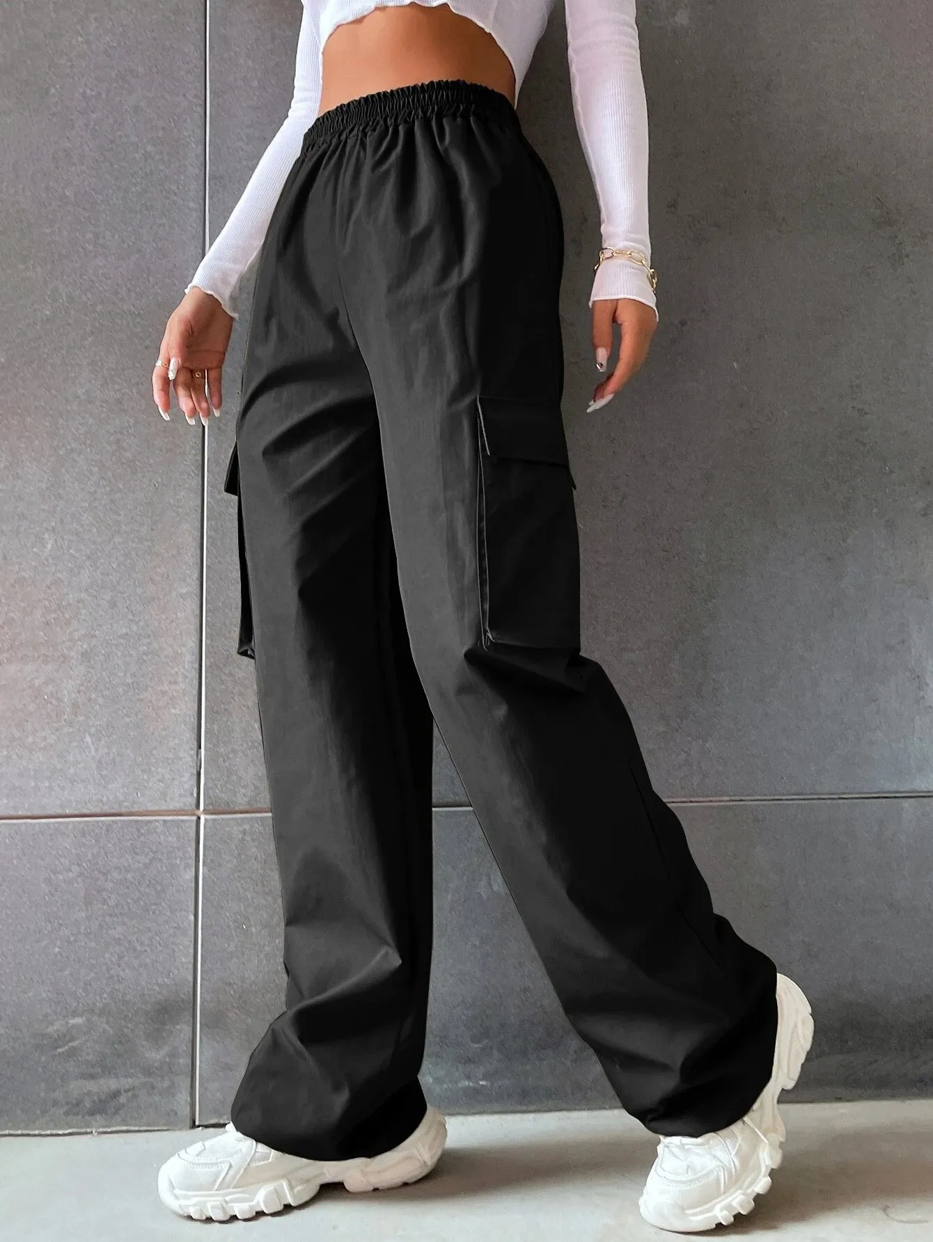 Solid Colored Flap Pocket Long Cargo Pants