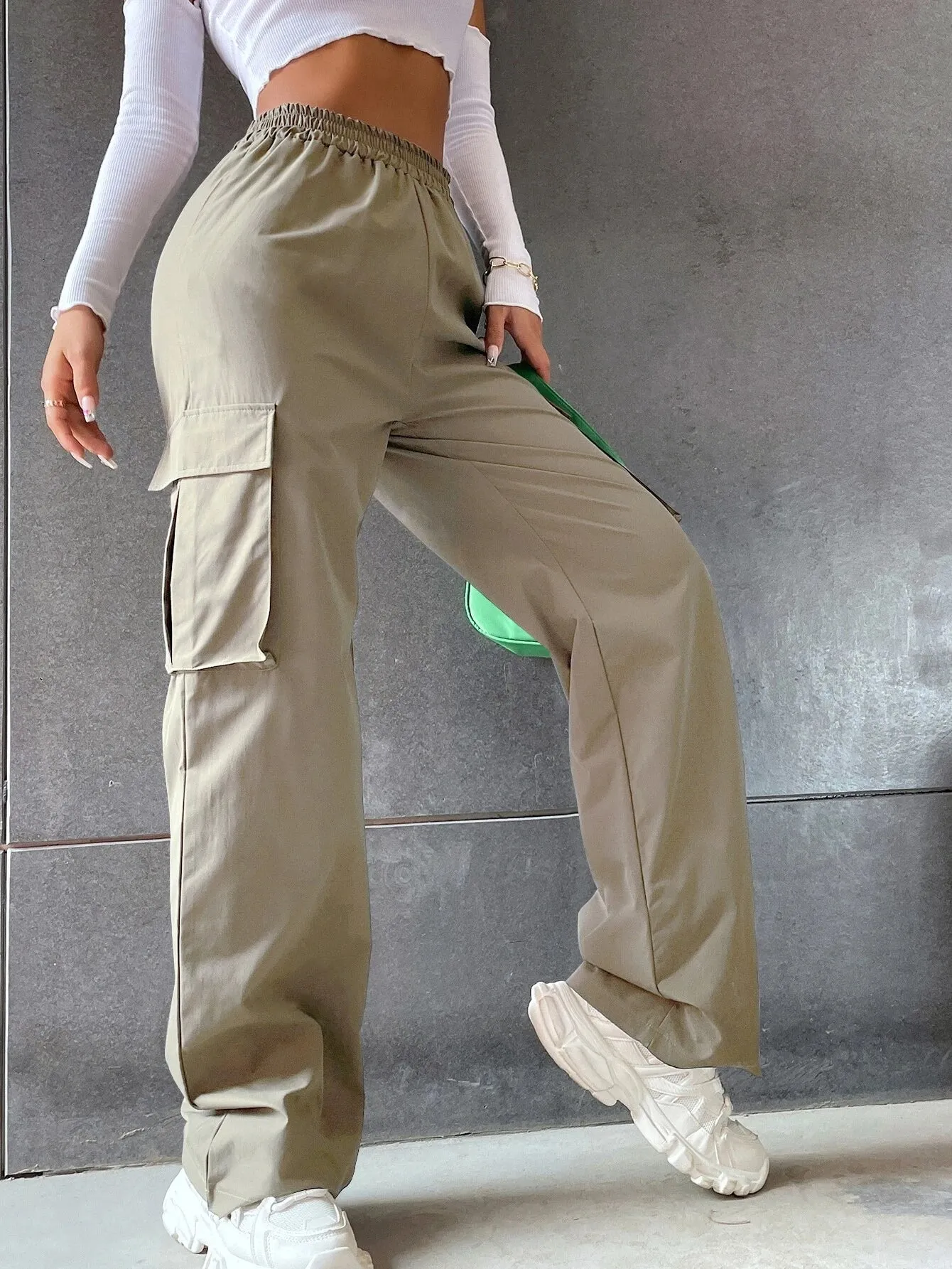 Solid Colored Flap Pocket Long Cargo Pants