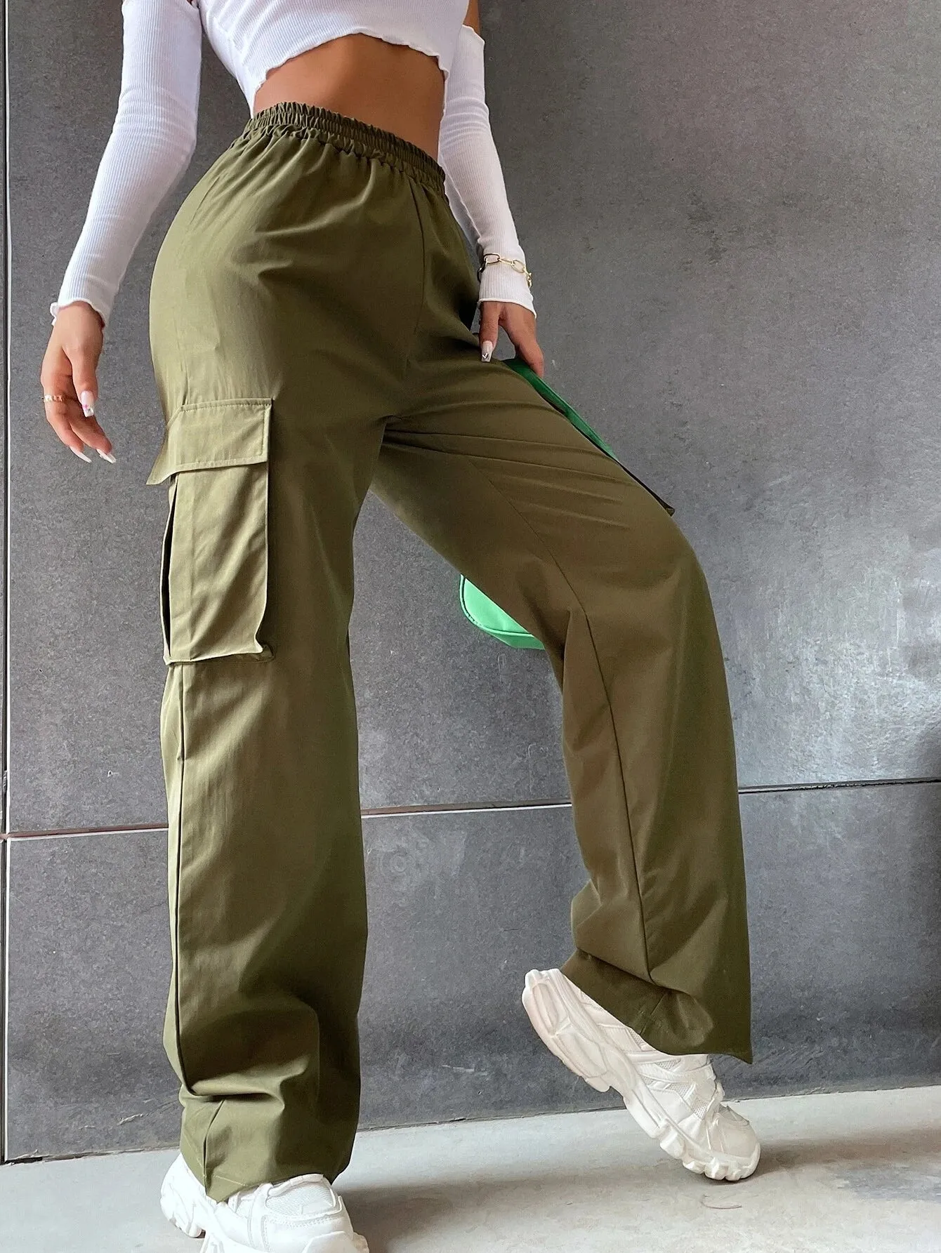 Solid Colored Flap Pocket Long Cargo Pants